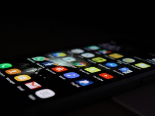 未経験からアプリデザイナーになるには？