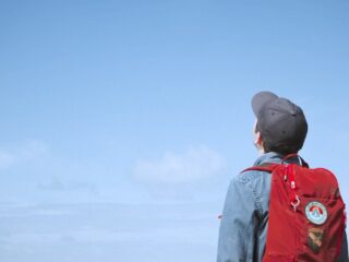 フリーランスのWebディレクターの年収とは？案件の獲得方法についても解説！