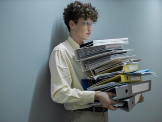 独学でWebディレクターを目指したい！求められるスキルから勉強方法まで徹底解説します
